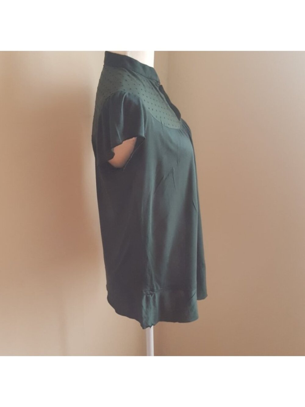 Green Top Blouse Size Small - Picture 2 of 3